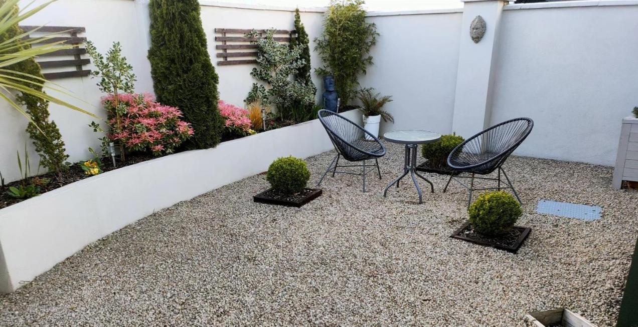 Russell Mews Apartment Ennis Exterior photo